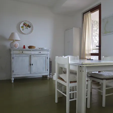 Lentischi C19 Sea View דירה סטינטינו